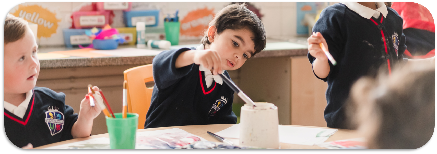 Image of pupils in an Art lesson